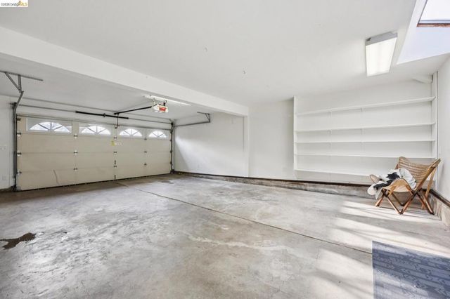 18 Arlington Ct, Kensington, CA 94707