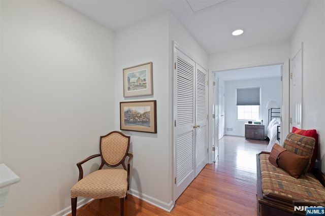 15 Riga Court, Scotch Plains, NJ 07076