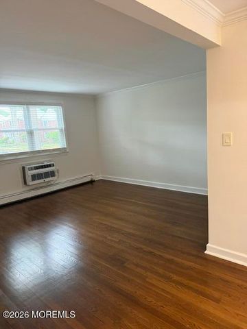 22 Manor Drive 205, Red Bank, NJ 07701
