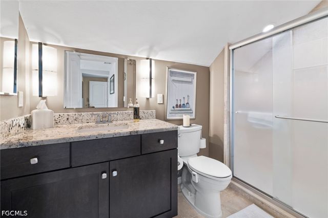 5234 Savoy CT, Cape Coral, FL 33904