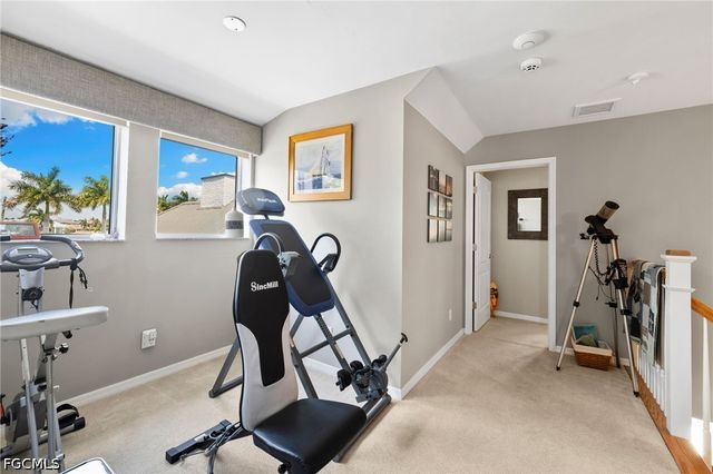 5234 Savoy CT, Cape Coral, FL 33904