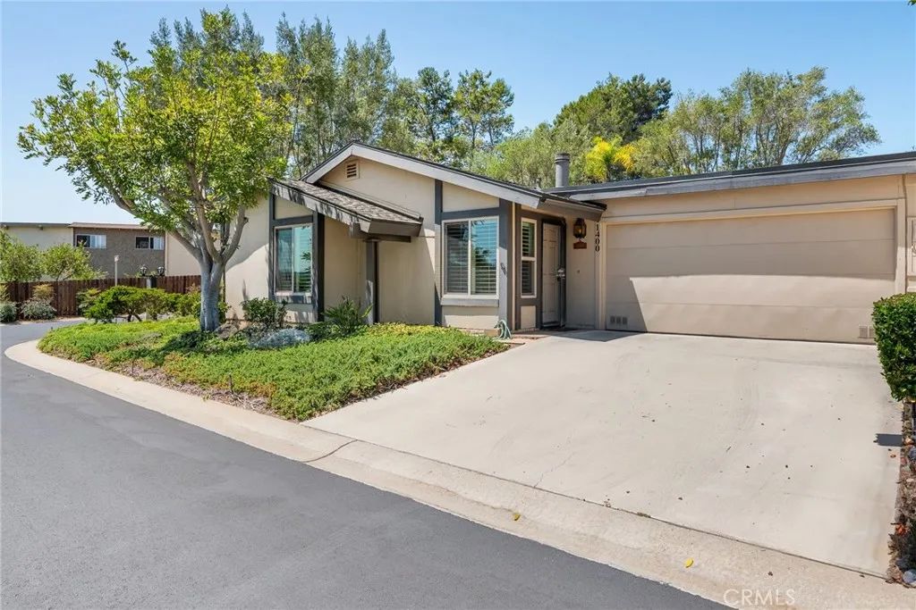 1400 Market Street, Vista, CA 92084