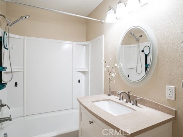 3565 Linden, Long Beach, CA 90807