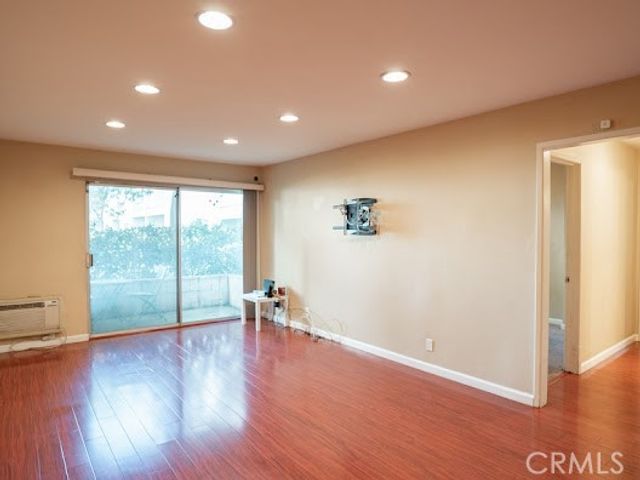 3565 Linden, Long Beach, CA 90807