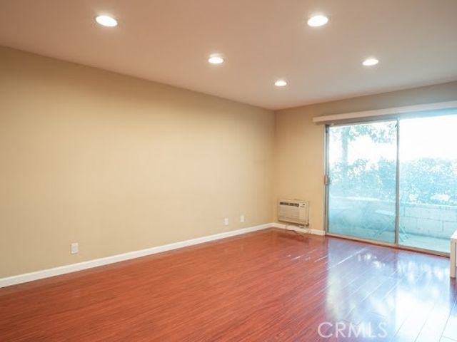 3565 Linden, Long Beach, CA 90807