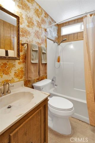 20683 Waalew B-84, Apple Valley, CA 92307