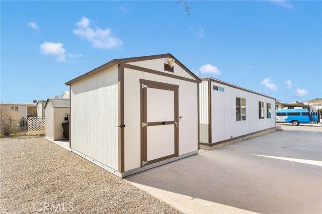 20683 Waalew B-84, Apple Valley, CA 92307