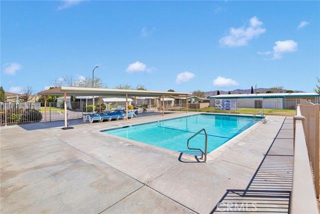 20683 Waalew B-84, Apple Valley, CA 92307