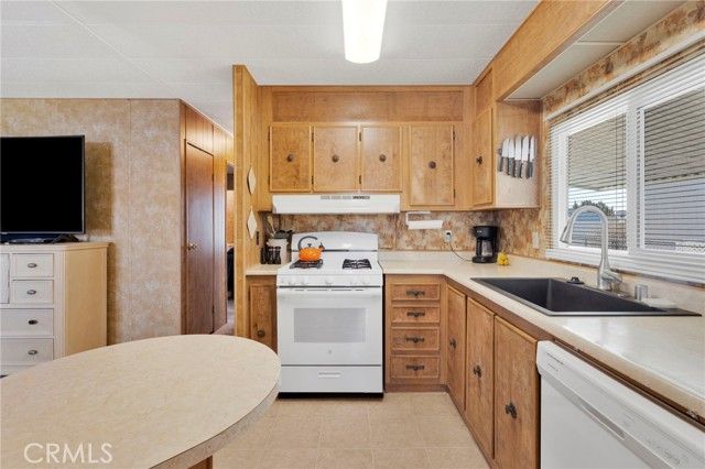 20683 Waalew B-84, Apple Valley, CA 92307