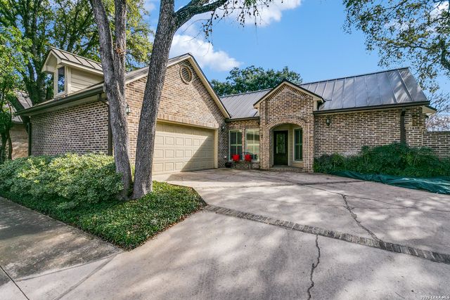 2 Cheltenham, San Antonio, TX 78218