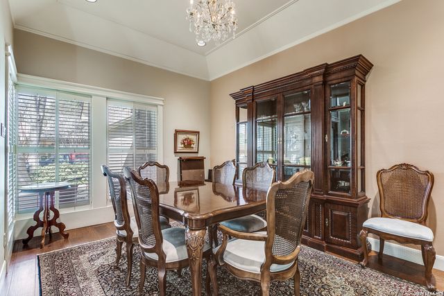 2 Cheltenham, San Antonio, TX 78218