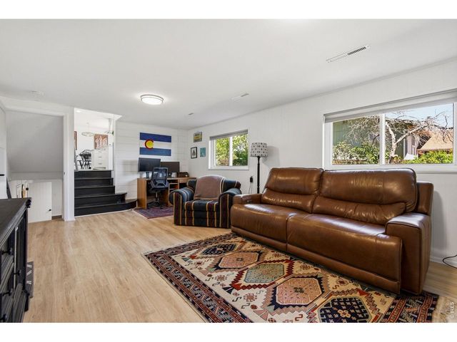 343 22nd St SE, Loveland, CO 80537