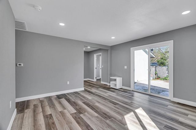 7408 Westgate Dr, Citrus Heights, CA 95610