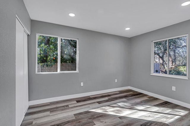 7408 Westgate Dr, Citrus Heights, CA 95610