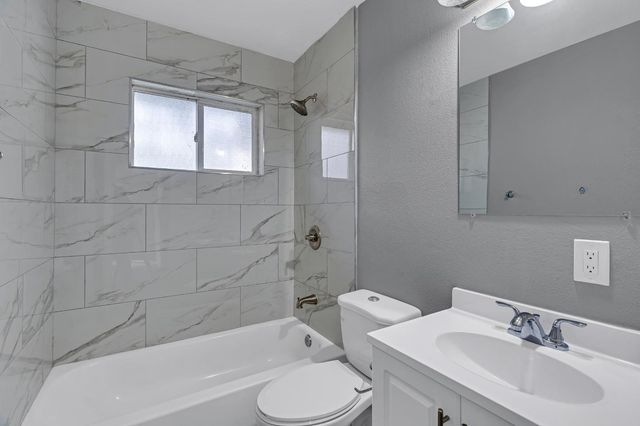 7408 Westgate Dr, Citrus Heights, CA 95610