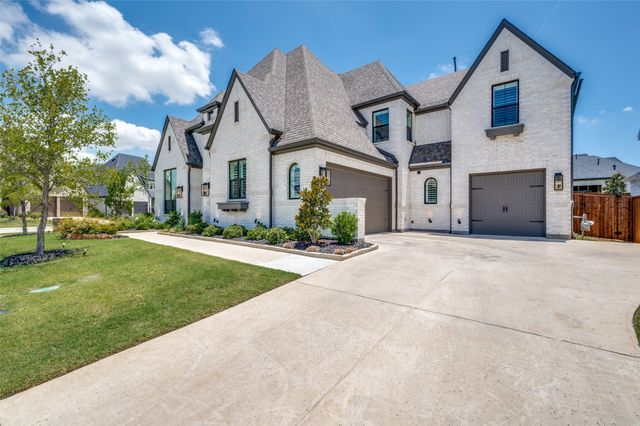 630 Breton Drive, Aubrey, TX 76227