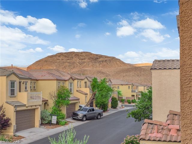 9074 Hombard Avenue, Las Vegas, NV 89148