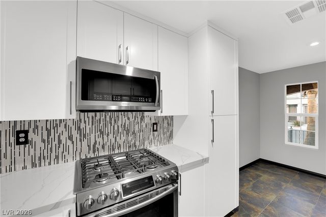 9074 Hombard Avenue, Las Vegas, NV 89148