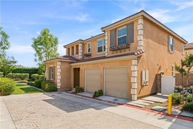 119 West Via Rua Flores, Ontario, CA 91762