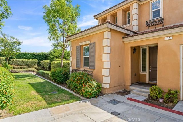 119 West Via Rua Flores, Ontario, CA 91762
