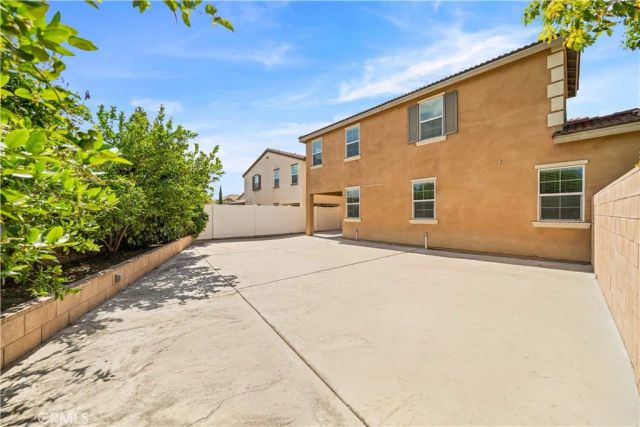 119 West Via Rua Flores, Ontario, CA 91762