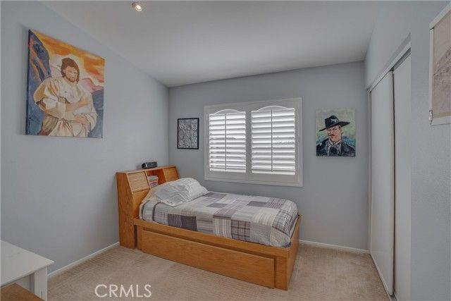 7964 Linares, Jurupa Valley, CA 92509