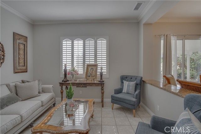 7964 Linares, Jurupa Valley, CA 92509