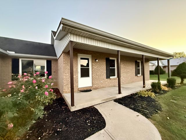 136 Greenside Drive, Somerset, KY 42501