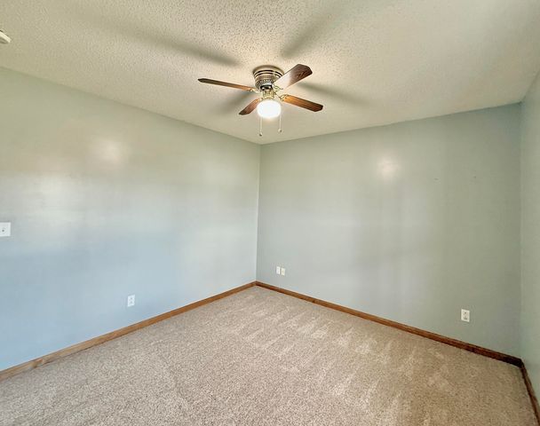 136 Greenside Drive, Somerset, KY 42501