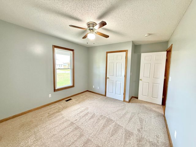 136 Greenside Drive, Somerset, KY 42501