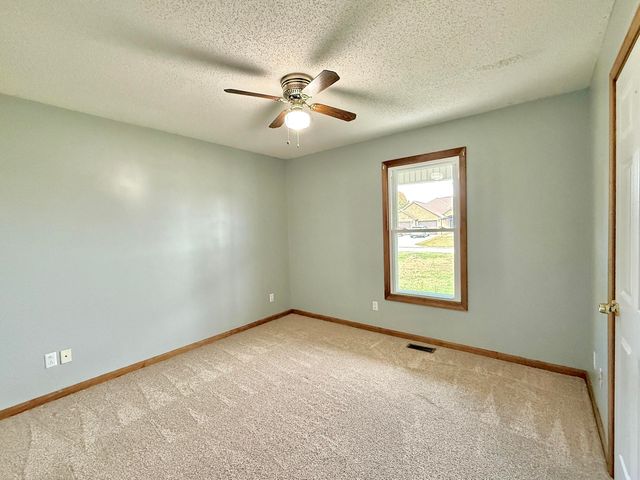 136 Greenside Drive, Somerset, KY 42501