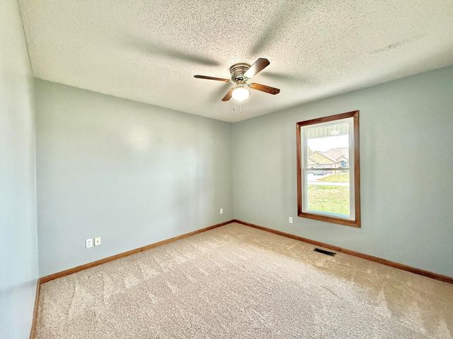 136 Greenside Drive, Somerset, KY 42501