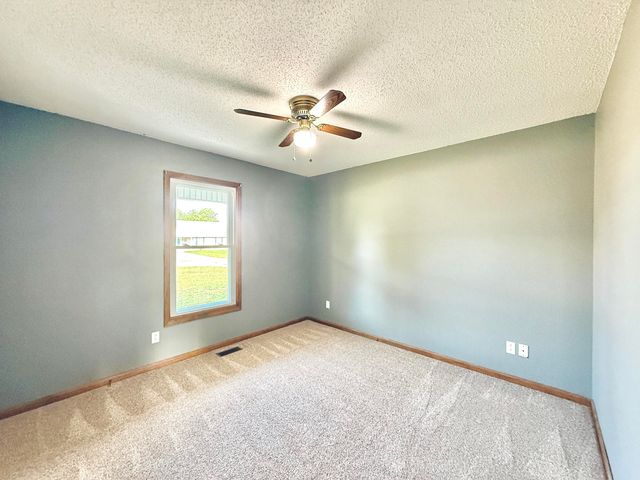 136 Greenside Drive, Somerset, KY 42501