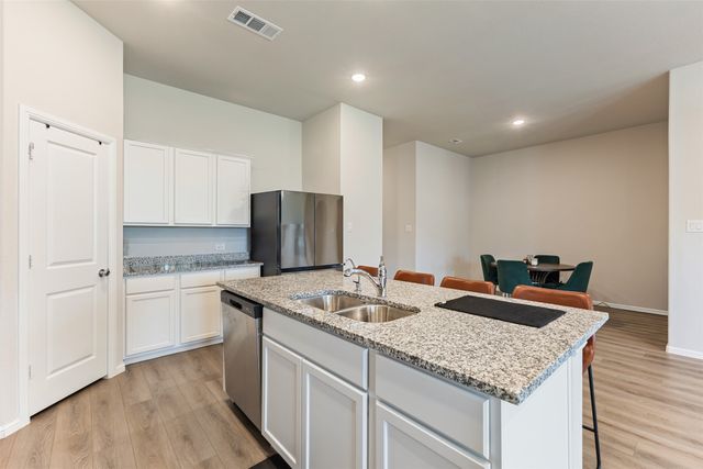 7537 Prairie Holly Lane, Venus, TX 76084
