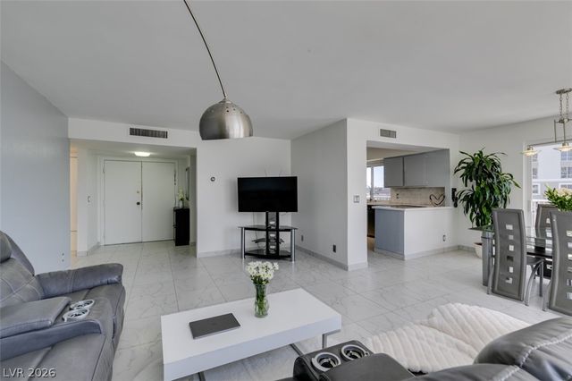 205 East Harmon Avenue 511, Las Vegas, NV 89169