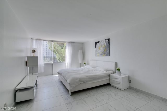 205 East Harmon Avenue 511, Las Vegas, NV 89169