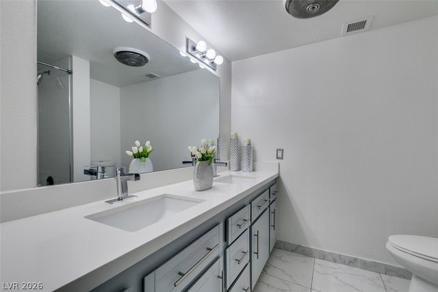 205 East Harmon Avenue 511, Las Vegas, NV 89169