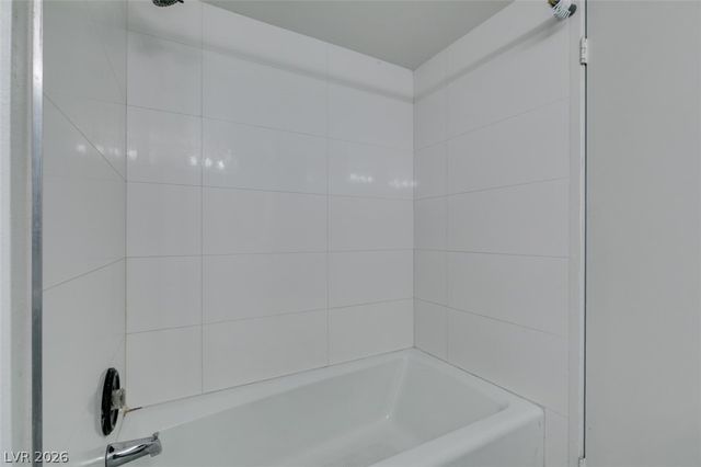 205 East Harmon Avenue 511, Las Vegas, NV 89169