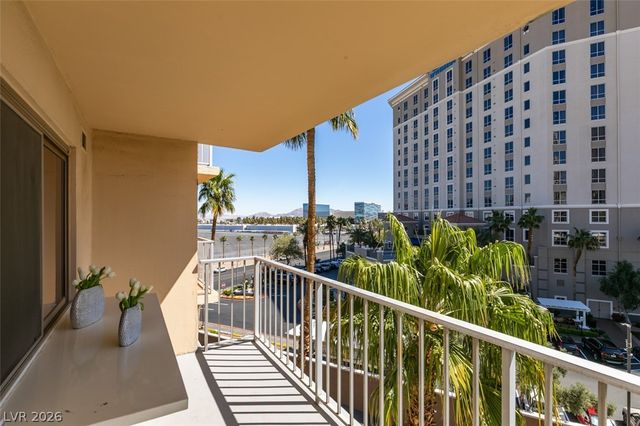 205 East Harmon Avenue 511, Las Vegas, NV 89169