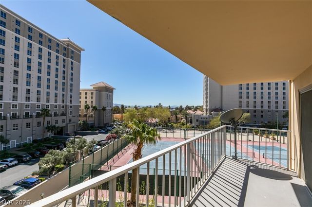 205 East Harmon Avenue 511, Las Vegas, NV 89169