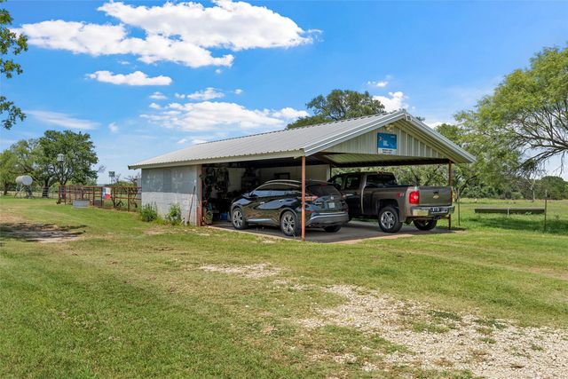 5835 N Fm 1744, Hico, TX 76457