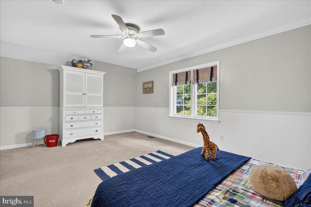 435 FAIRMONT DR, Chester Springs, PA 19425