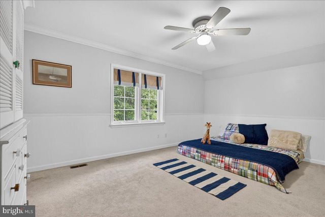 435 FAIRMONT DR, Chester Springs, PA 19425