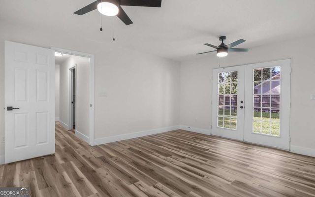 539 Pine Avenue, Midway, GA 31320