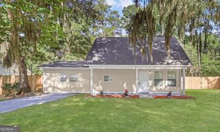 539 Pine Avenue, Midway, GA 31320