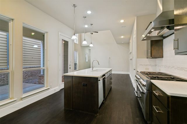 766 E Main Street, Coppell, TX 75019