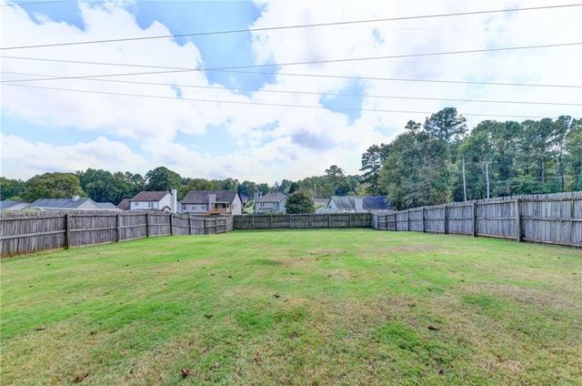 820 Meadowsong Circle, Lawrenceville, GA 30043