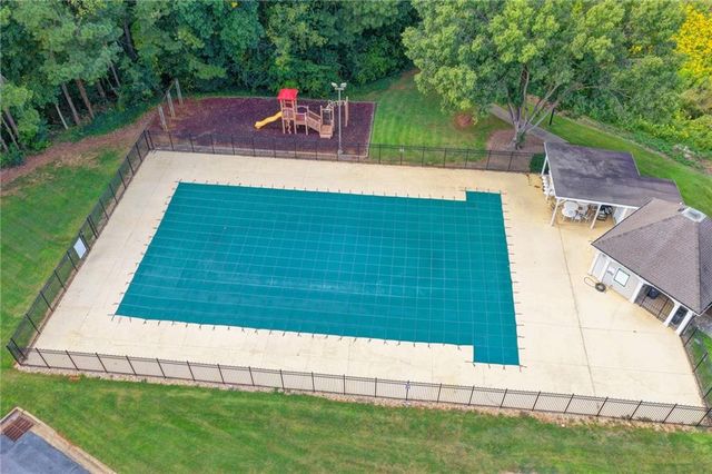 820 Meadowsong Circle, Lawrenceville, GA 30043