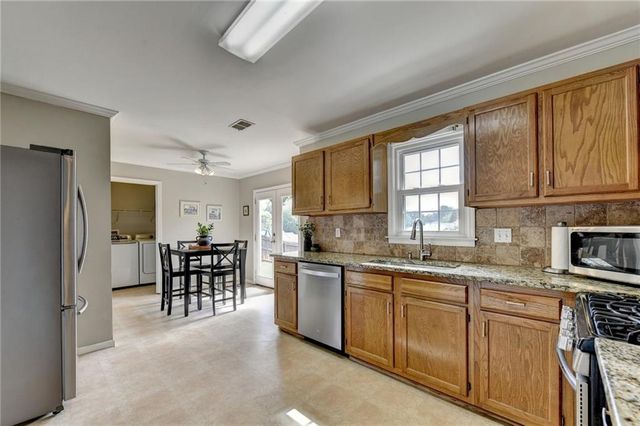 820 Meadowsong Circle, Lawrenceville, GA 30043