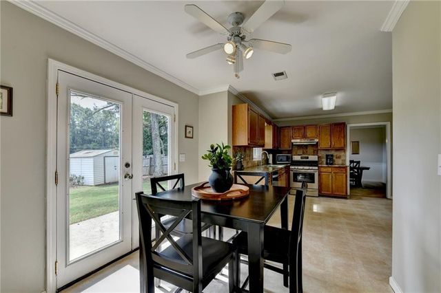 820 Meadowsong Circle, Lawrenceville, GA 30043